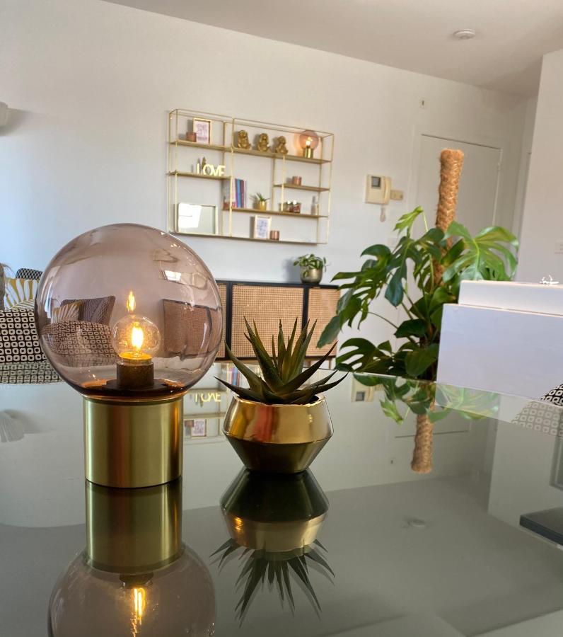Definitief Gesloten Appartement Oostende Buitenkant foto
